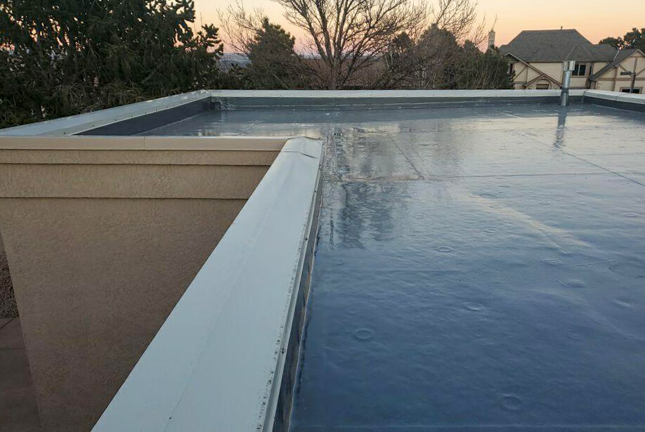 You are currently viewing The Benefits of Flat Roof Coatings