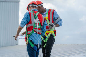 Read more about the article Commercial Roof Maintenance Essential Checklist